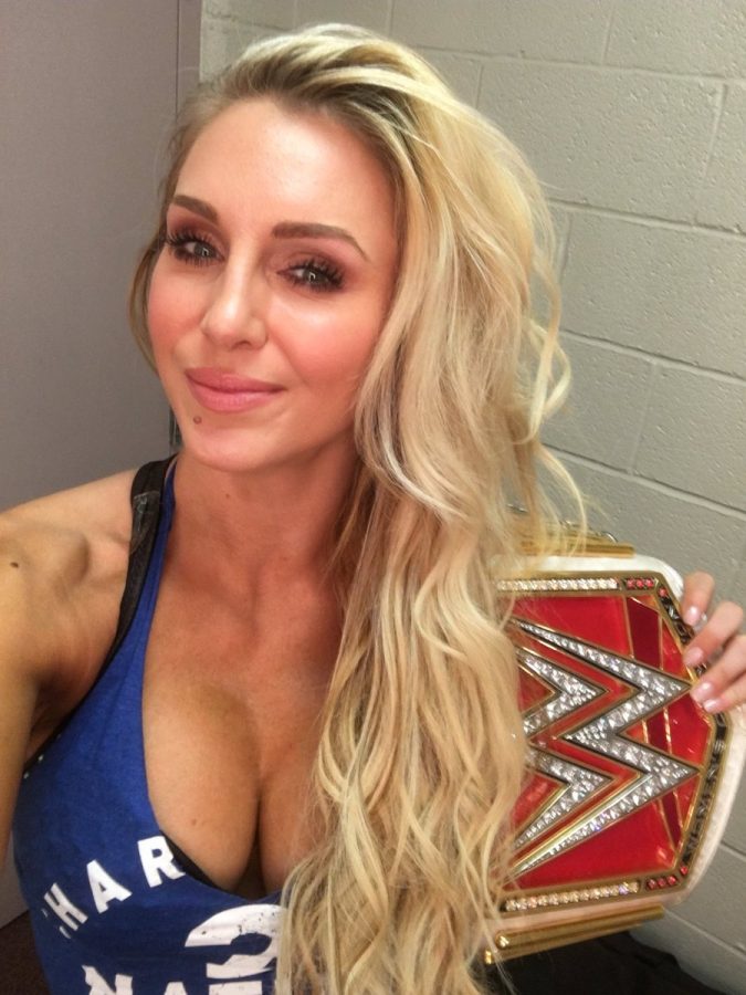 Charlotte Flair Nude Pics Leaked Online